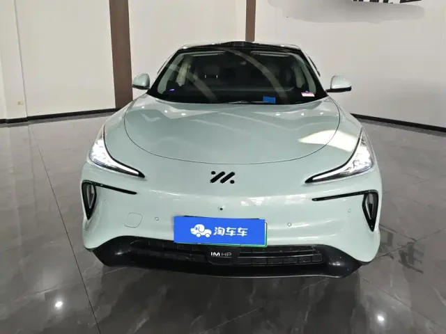 IM Motors LS6 — Фото автомобиля 2