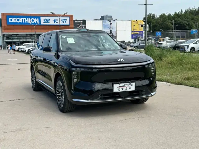 IM Motors LS9 — Фото автомобиля 3
