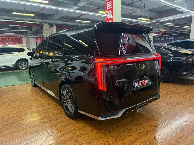 GAC Trumpchi M8 — Фото автомобиля 4
