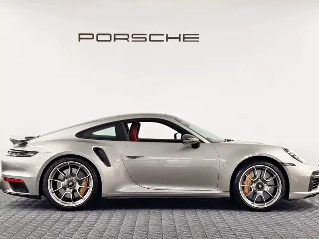 Porsche 911 — Фото автомобиля 8