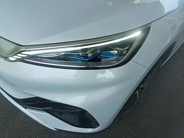 BYD Yuan PLUS — Фото автомобиля 23