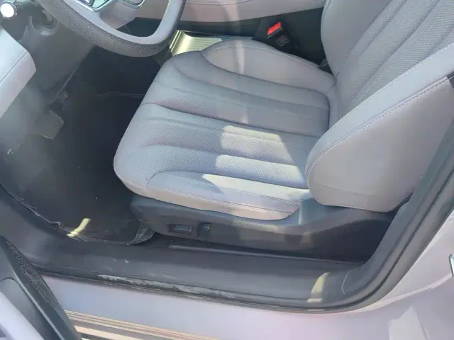 Roewe M7 DMH — Фото автомобиля 9