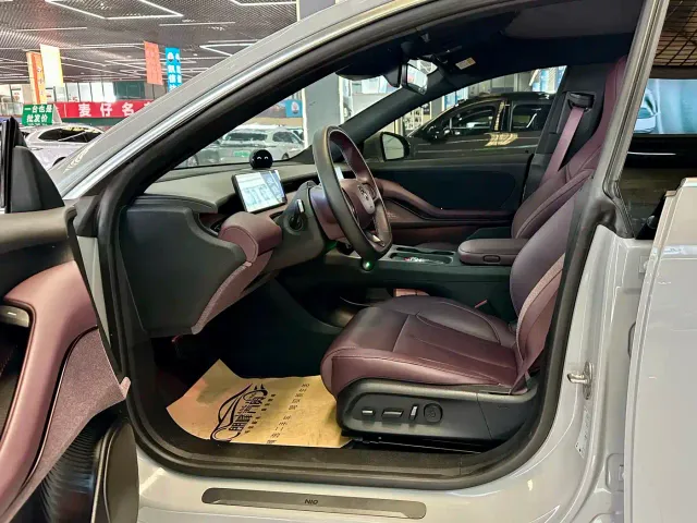 Nio ET5 Touring — Фото автомобиля 10