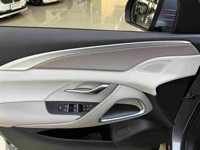 BYD Song Pro — Фото автомобиля 14