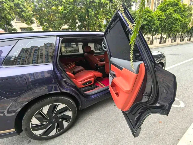 Dongfeng eπ 008 — Фото автомобиля 7