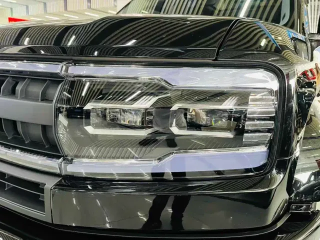 BYD FangChengBao Leopard 5 — Фото автомобиля 12