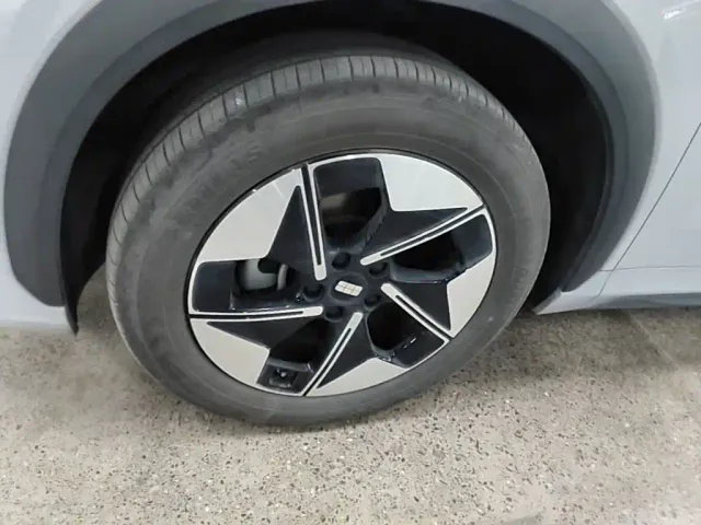 Geely Galaxy E5 — Фото автомобиля 22
