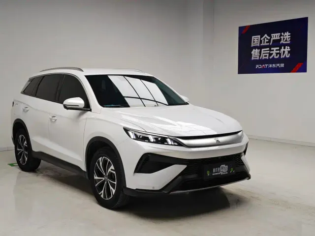 BYD Song Pro — Фото автомобиля 3