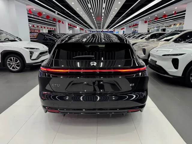 Nio ET5 Touring — Фото автомобиля 6
