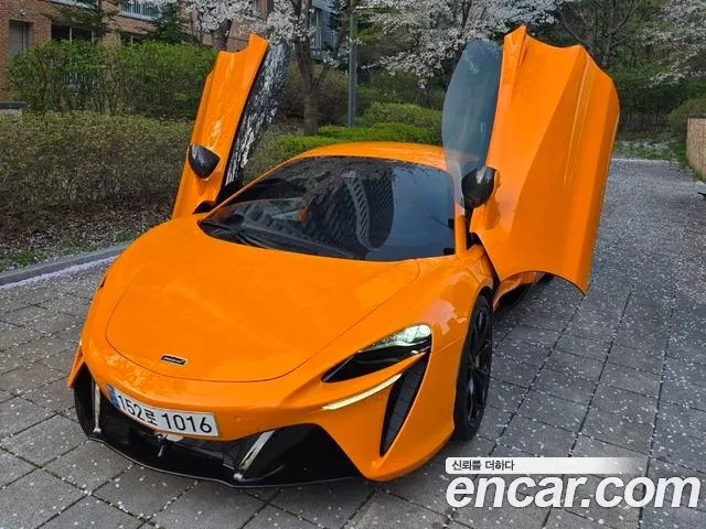McLaren Artura — Фото автомобиля 3