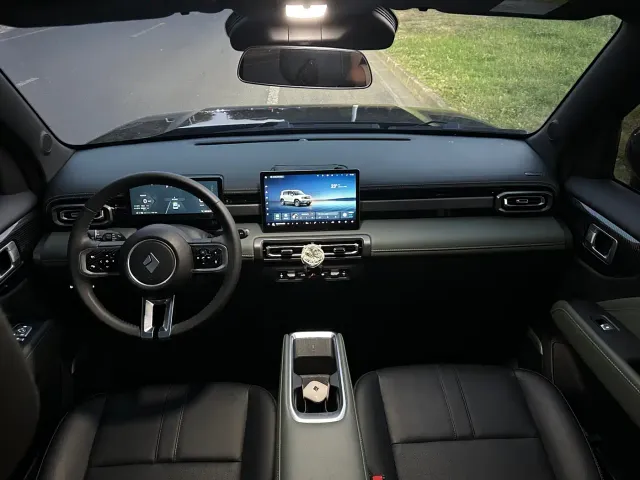 Baojun Yep Plus — Фото автомобиля 23
