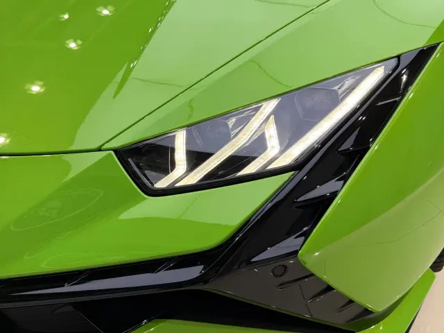 Lamborghini Huracan — Фото автомобиля 11