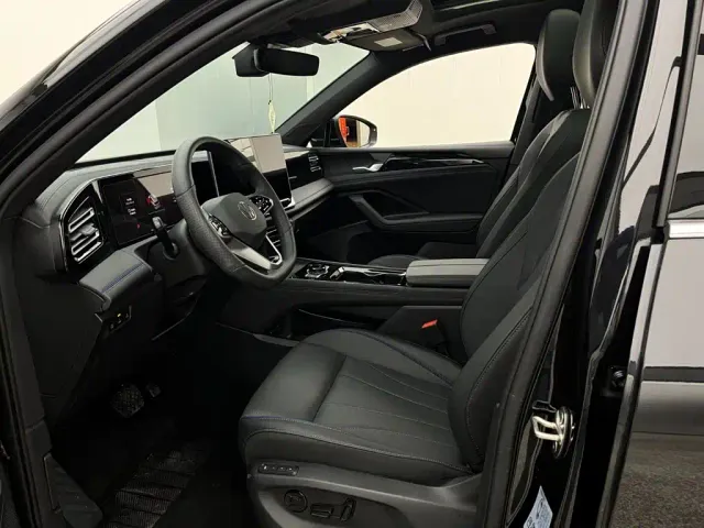 Volkswagen Tiguan L — Фото автомобиля 10