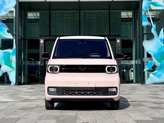 Wuling Hongguang Mini EV — Фото автомобиля 2