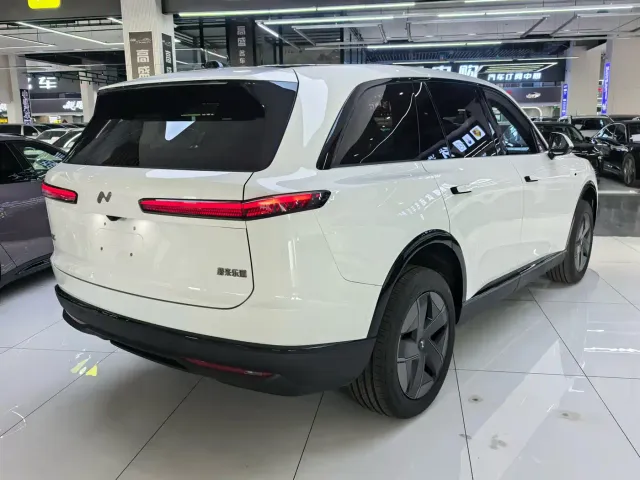Onvo L80 — Фото автомобиля 20