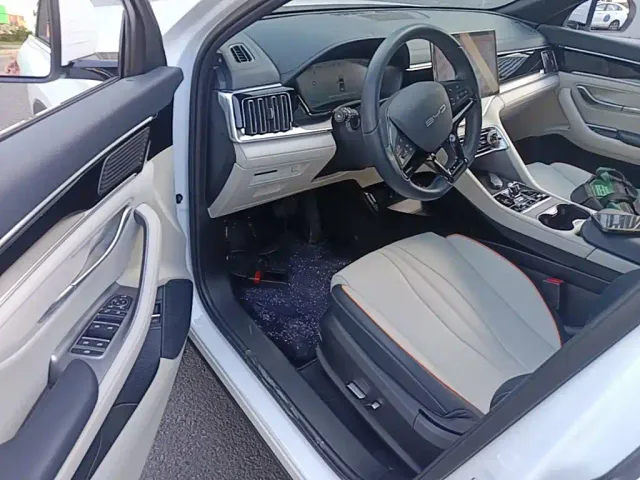 BYD Song PLUS — Фото автомобиля 15