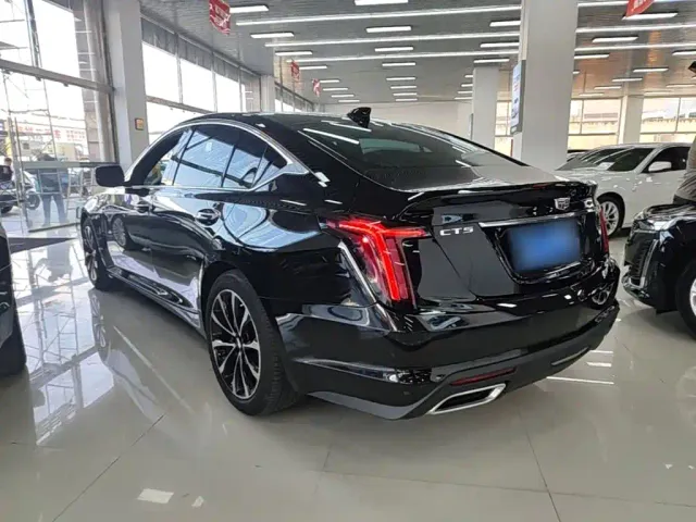 Cadillac CT5 — Фото автомобиля 4