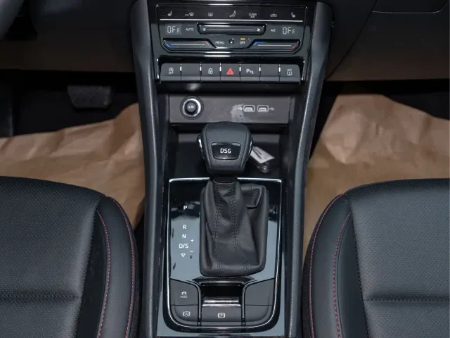 Skoda Karoq — Фото автомобиля 20