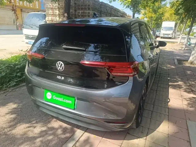 Volkswagen ID.3 — Фото автомобиля 6
