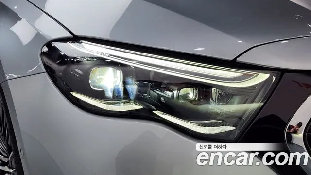 Mercedes-Benz E-Class — Фото автомобиля 22