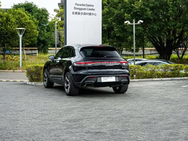 Porsche Macan — Фото автомобиля 14