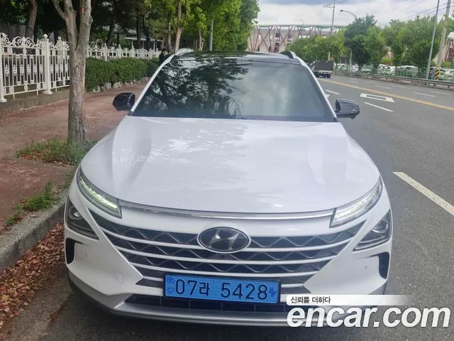 Фотография автомобиля — Hyundai Nexo