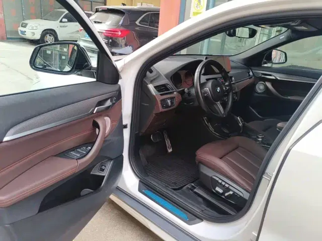 BMW X2 — Фото автомобиля 15