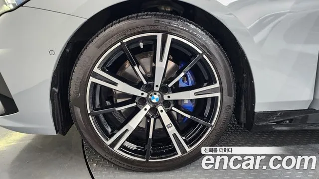BMW 5-Series 5 серия (G60) 530i xDrive M Sport — Фото автомобиля 5