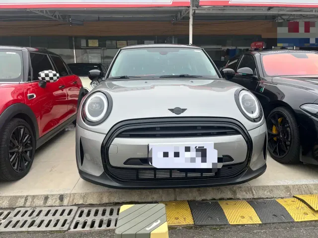 MINI Hatch — Фото автомобиля 2