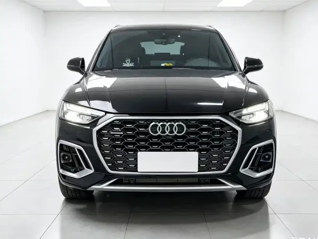 Audi Q5L Sportback — Фото автомобиля 2