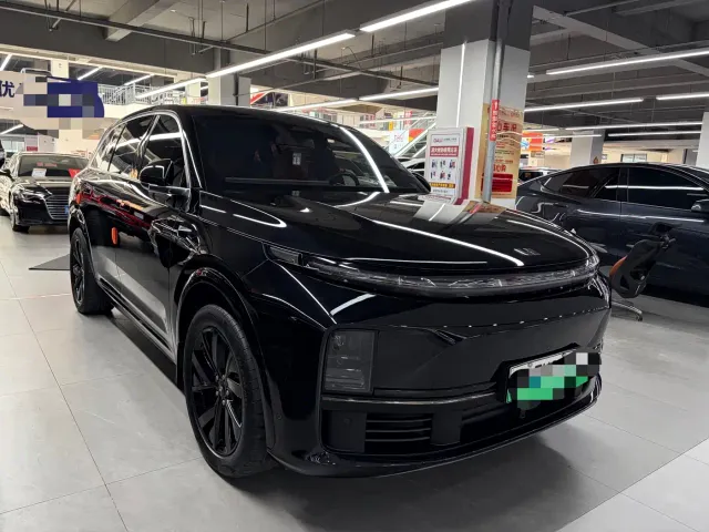 Li Auto L7 — Фото автомобиля 3