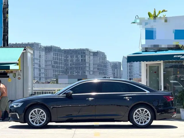 Audi A6L — Фото автомобиля 13