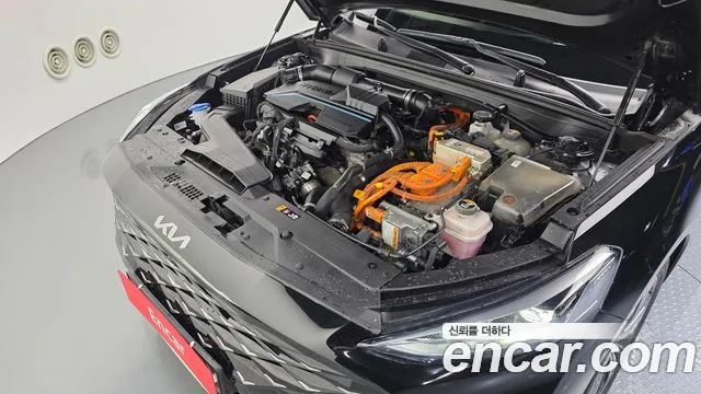 Kia K8 Hybrid — Фото автомобиля 6