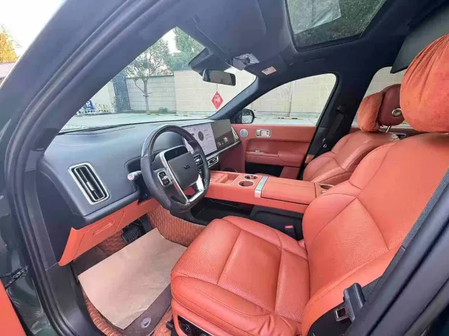 Li Auto L9 — Фото автомобиля 5