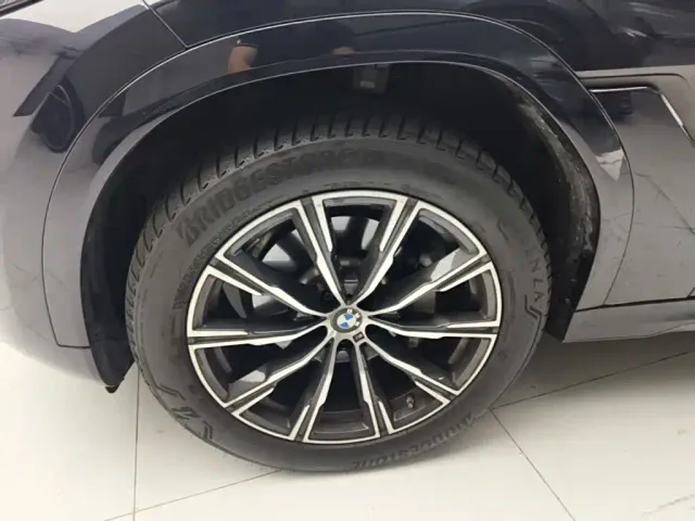 BMW X6 — Фото автомобиля 24