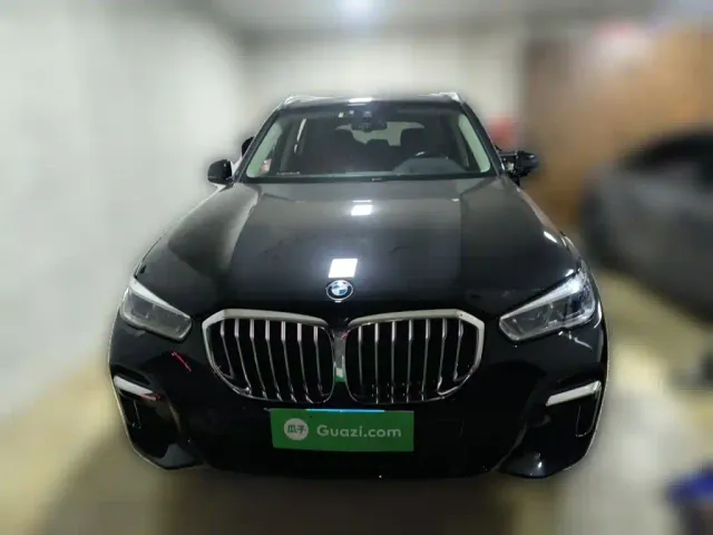 BMW X5 — Фото автомобиля 2
