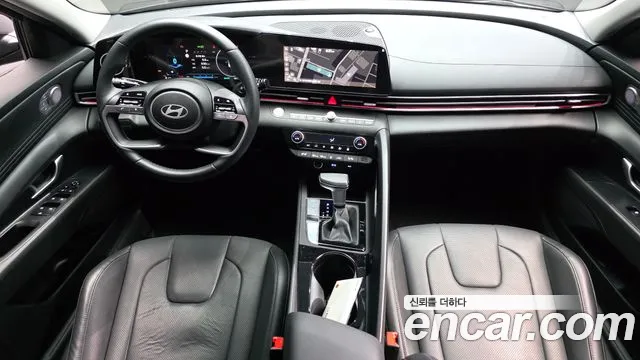 Hyundai Avante CN7 — Фото автомобиля 10