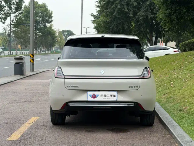 Baojun Cloud — Фото автомобиля 5