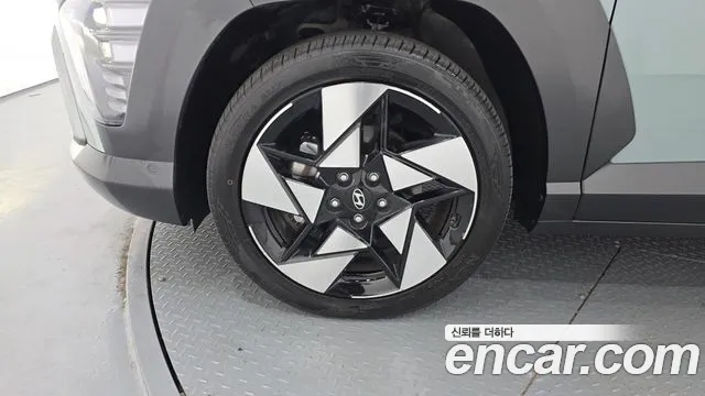 Hyundai Kona SX2 — Фото автомобиля 4