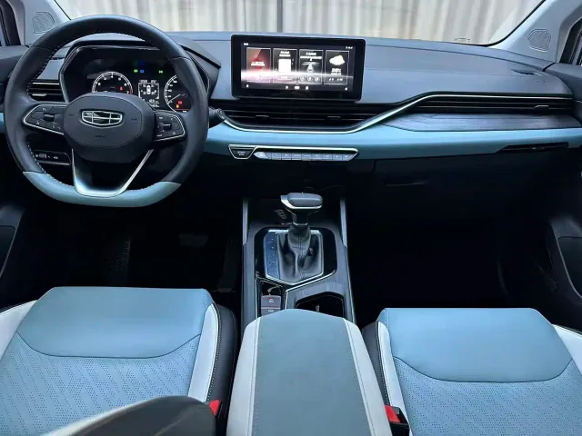Geely Emgrand S — Фото автомобиля 12