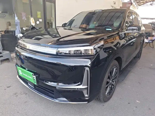 Фотография автомобиля — Geely Galaxy M9