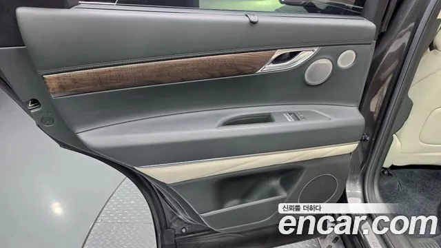 Genesis GV80 — Фото автомобиля 14