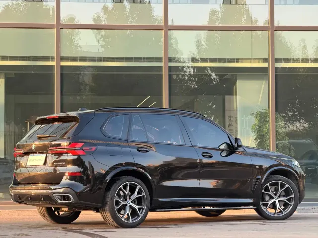 BMW X5 — Фото автомобиля 5