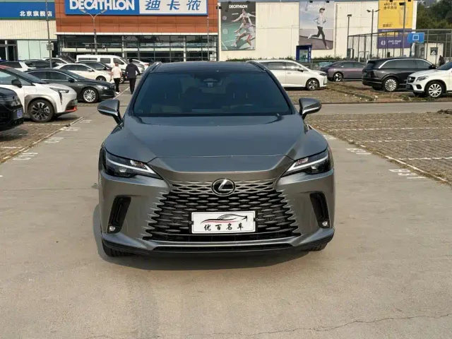 Lexus RX — Фото автомобиля 2