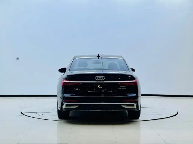 Audi A6L — Фото автомобиля 4