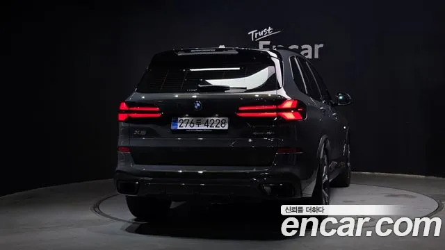 BMW X5 xDrive 40i M Sport Pro — Фото автомобиля 4