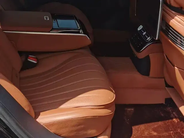 Mercedes-Benz S-Class — Фото автомобиля 6