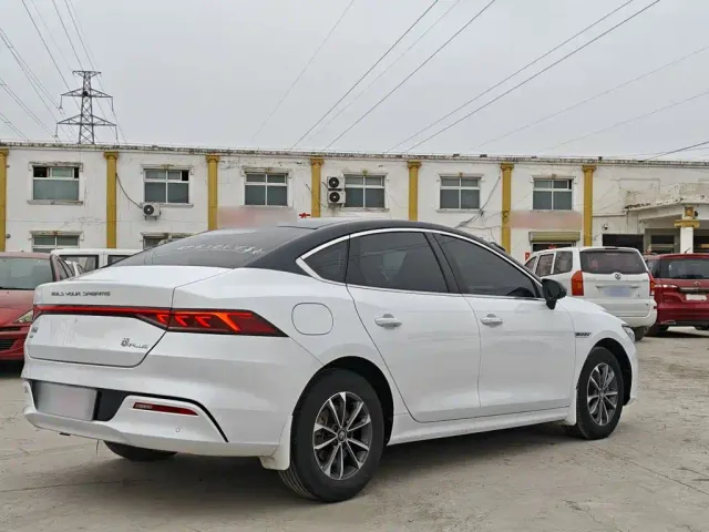 BYD Qin PLUS — Фото автомобиля 21