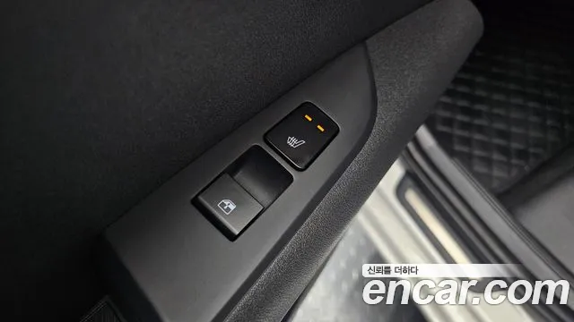 Kia Niro — Фото автомобиля 16