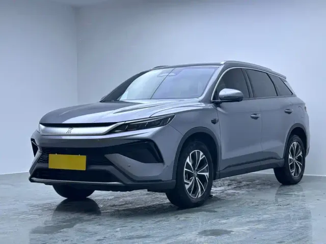 Фотография автомобиля — BYD Song Pro